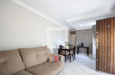 Casa com 3 quartos à venda na Rua Herbert Moses, --, Jardim Monte Kemel, São Paulo