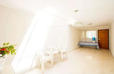 Casa com 3 quartos à venda na Rua Adolfo Laves, --, Jardim Bela Vista, Santo André