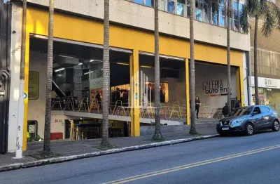 Oportunidade única: Sala comercial à venda em Cerqueira César, SP - 22m², 1 banheiro.