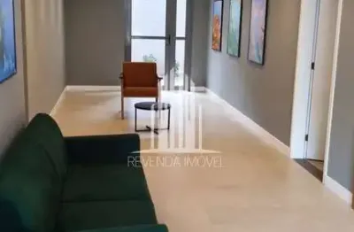 Apartamento aconchegante de 1 quarto na Água Branca, São Paulo-SP! Condomínio com taxa de R$270,00. Apenas 150m do futuro metro laranja. Não perca essa oportunidade!