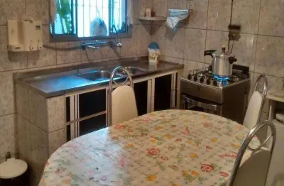 Casa com 4 quartos à venda na Vila Helena, Sorocaba 