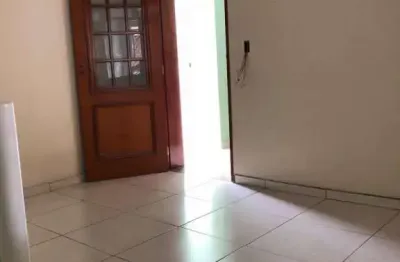 Casa com 2 quartos à venda na Vila Santana, Sorocaba 