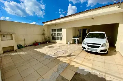 Casa com 4 quartos à venda na Rua Francelino de Souza, 86, Conjunto Habitacional Júlio de Mesquita Filho, Sorocaba