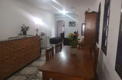 Sobrado amplo em sorocaba, tem potencial para residencial ou comercial