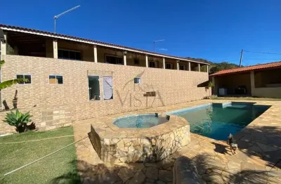 Sítio à venda  com área gourmet, 5 quartos, 1 suite, 25000m², bairro barrocão, joanópolis - sp.