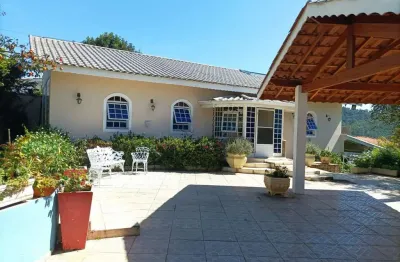 Chácara à venda 4 quartos, 2 suites, área útil de 1.295m², capuava | piracaia - sp | excelente loca