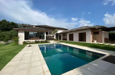 Chácara à venda  com 5 quartos, 5 suítes, 2 vagas, área de  2000m², condomínio porto das laranjeira