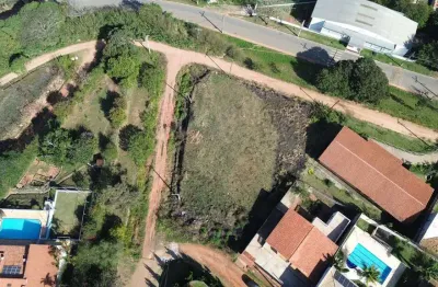 Terreno à venda no Jardim Santos Reis, Piracaia 