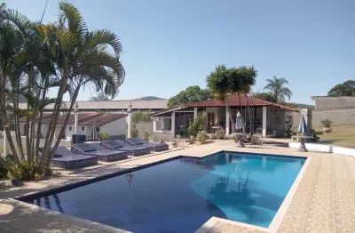 Casa com 4 quartos à venda no Guaxinduva, Atibaia 