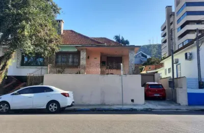 Sala comercial à venda no Centro, Montenegro 