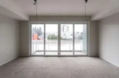 Apartamento  novo, com sacada e terraço no ed. ibiza