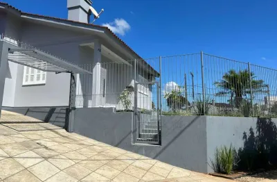 Casa com 3 quartos à venda no Senai, Montenegro 