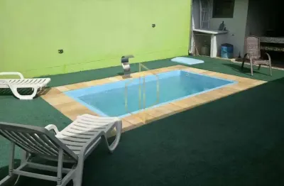 Casa com 3 quartos à venda na Rua Icaraí, Floresta, Joinville