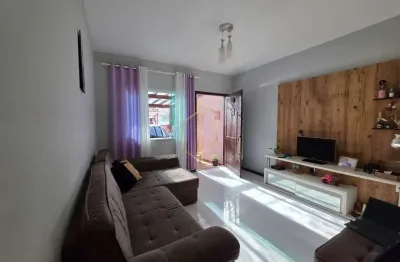 Sobrado à venda no bairro jardim iririú - joinville/sc