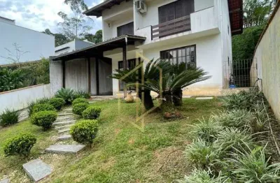 Casa com 3 quartos à venda na Rua Adolfo Brezink, Boa Vista, Joinville