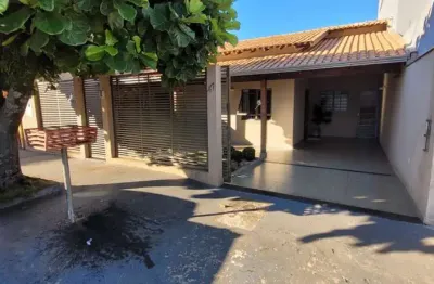 Casa proximo á av. saul elkind - jd. sebastião de melo