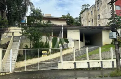 Casa com 4 quartos à venda na rua tenente antônio joão, --, bom retiro, joinville, 181 m2 por r$ 850.000
