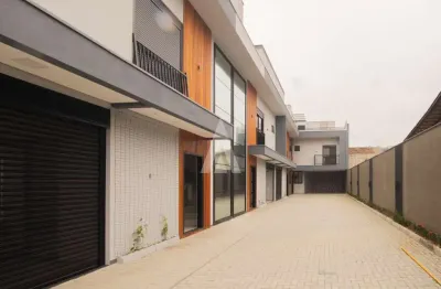 Casa com 3 quartos à venda na rua pio xii, --, bom retiro, joinville, 156 m2 por r$ 799.000