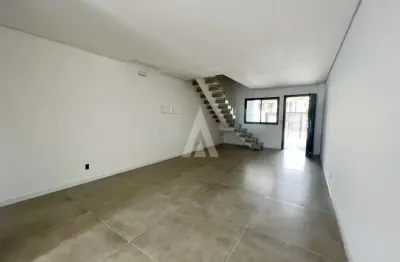 Casa com 3 quartos à venda na rua matilde amim, --, boa vista, joinville, 112 m2 por r$ 630.000