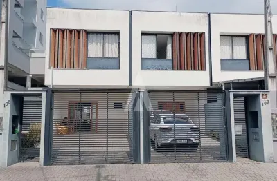 Casa com 3 quartos à venda na rua félix heinzelmann, --, santo antônio, joinville, 125 m2 por r$ 650.000
