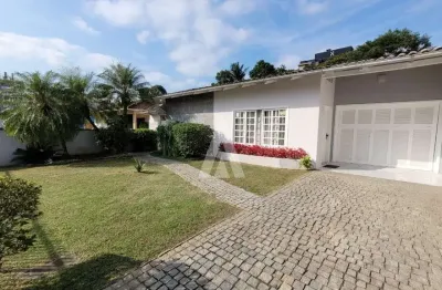Casa com 1 suíte(s) mais 2 quarto(s) à venda no bairro anita garibaldi em joinville, de r$ 830.000,00 por r$788.500,00.