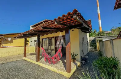 Casa com 3 quartos à venda na rua girassol, --, santa catarina, joinville, 221 m2 por r$ 685.000