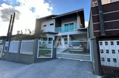 Casa com 3 quartos à venda na antonio jose gorges, --, vila nova, joinville, 196 m2 por r$ 799.000