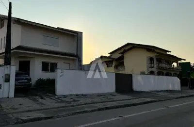 Casa com 3 quartos à venda na rua marechal hermes, --, glória, joinville, 184 m2 por r$ 1.500.000