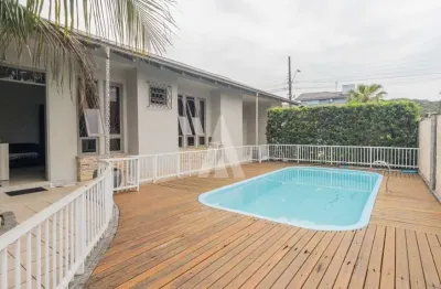 Casa com 3 quartos à venda na rua carlos stiel, --, glória, joinville, 173 m2 por r$ 1.150.000