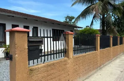 Casa com 3 quartos à venda na rua santa sé, --, costa e silva, joinville, 135 m2 por r$ 780.000