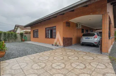 Casa com 4 quartos à venda na otto albano ganzemuller, --, vila nova, joinville, 216 m2 por r$ 690.000