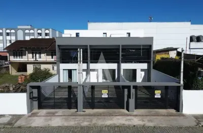 Casa com 3 quartos à venda na rua doutor emílio petry, --, boa vista, joinville, 108 m2 por r$ 620.000