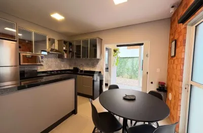 Casa em condominio fechado mobiliada com 2 suítes à venda no bairro iririú em joinville-sc por r$587.600,00.