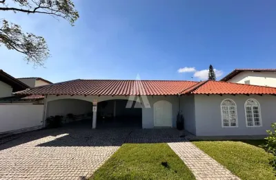 Casa com 3 quartos à venda na rua cabral, --, saguaçu, joinville, 180 m2 por r$ 1.190.000