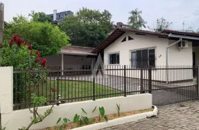 Casa com 3 quartos à venda na servidão josé luiz martins, --, saguaçu, joinville, 165 m2 por r$ 690.000