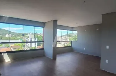 Cobertura com 1 suíte e 2 quartos à venda no bairro saguaçu em joinville-sc por r$1.062.000,00.