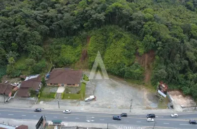 Terreno com 7.600m² à venda no bairro glória em joinville-sc por r$4.500.000,00.