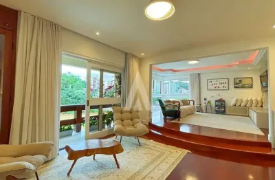 Casa com 3 suítes e 1 quarto à venda no bairro américa em joinville-sc por r$2.800.000,00.