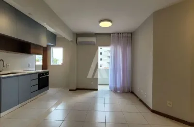 Apartamento com 1 suite mais 2 quartos à venda no bairro Saguaçu em Joinville-SC por R$550.000,00.