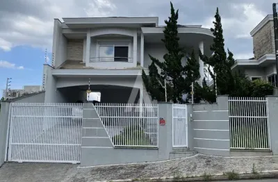 Casa com 3 suítes e 1 quarto à venda no bairro floresta em joinville-sc por r$2.000.000,00.