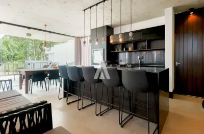 Sobrado com 3 suites a venda no bairro floresta em joinville r$ 1.700.000,00