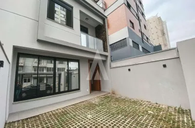 Sobrado com 1 suíte e 2 quartos à venda no bairro américa em joinville-sc por r$895.000,00.