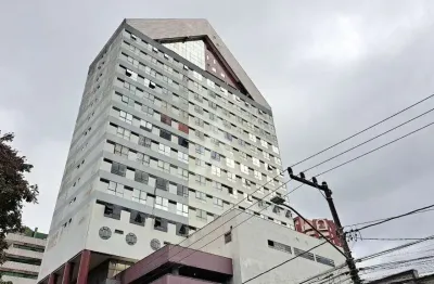 Sala comercial no Edifício Hannover com 74 m² à venda no Centro de Joinville-SC por R$ 380.000,00.