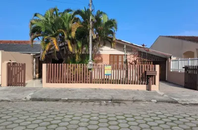 Casa com 4 quartos para alugar na haroldo marchioro, 816, ipanema, pontal do paraná por r$ 800 por dia