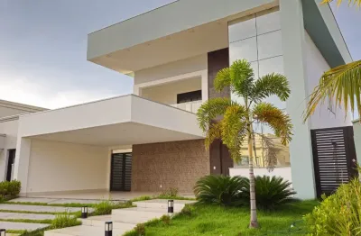 Aluga - se sobrado com piscina em condomínio de alto padrão -  florais do valle