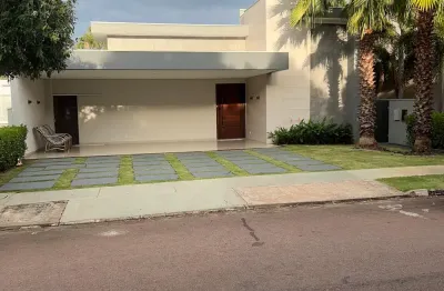 Vendo linda casa com piscina e pergolado no florais dos lagos