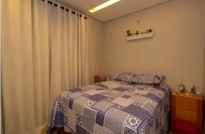 Casa com 2 quartos à venda na Rua Cabo York, 160, Jardim Internacional, São Paulo