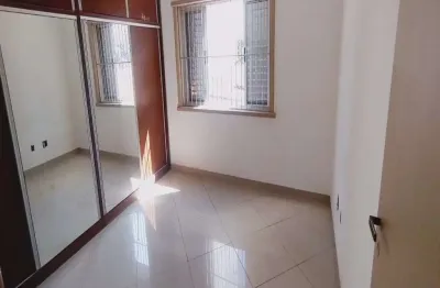 Apartamento à Venda em Pinheiros, São Paulo: Conforto e Estilo em 117m² com 2 Quartos e 4 Vagas na Garagem!