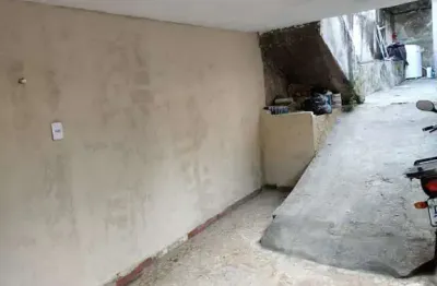 Casa em São Bernardo do Campo, 253m², 3 Dormitórios - 02 Vagas.