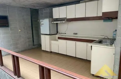 Imperdível Sobrado à Venda na Vila Lusitânia, São Bernardo do Campo-SP: 3 Quartos, 2 Banheiros, 4 Vagas e 155,94m² de Área!